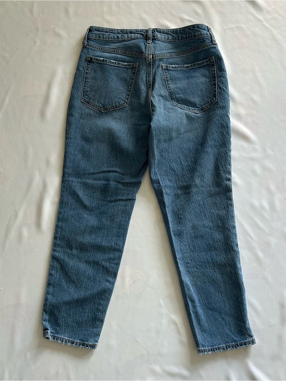 EUC Old Navy Sz 10 OG Straight Leg High Rise Jeans Medium Wash Denim 88% Cotton - Picture 6 of 7